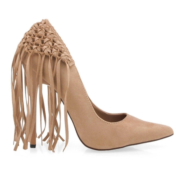 ๐ฃPRIVILEGED ๐ฝTipsy Heels in Taupe footwear - Picture 5 of 13